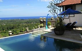 Villa Lebah